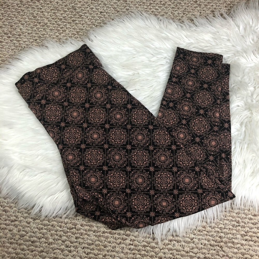 SOLD ❗️Torrid Full Length Leggings Size 2